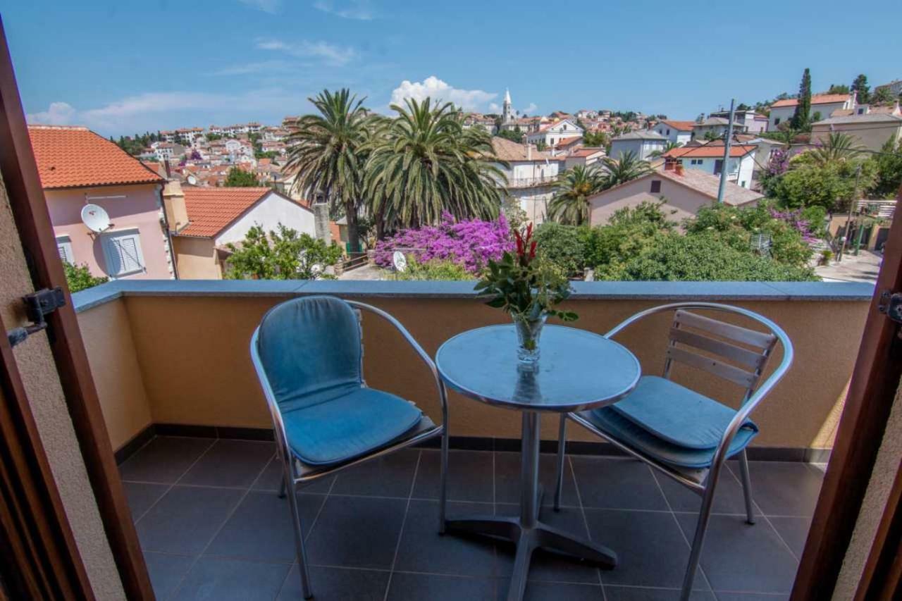 Apartments Villa Forida Mali Lošinj Esterno foto
